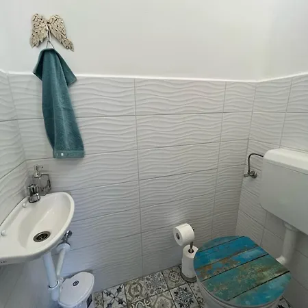 Eletfa Piheno Apartman Tapolca Exterior photo